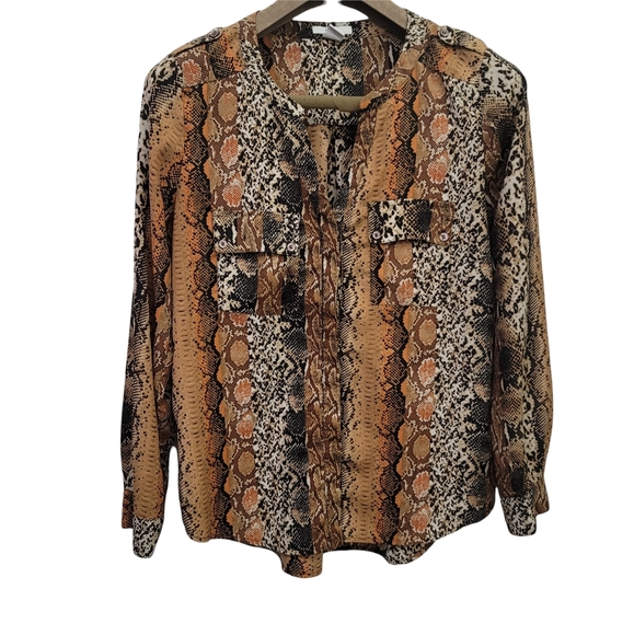 BAR III Snakeprint Button Up Blouse, size Medium - Picture 1 of 11